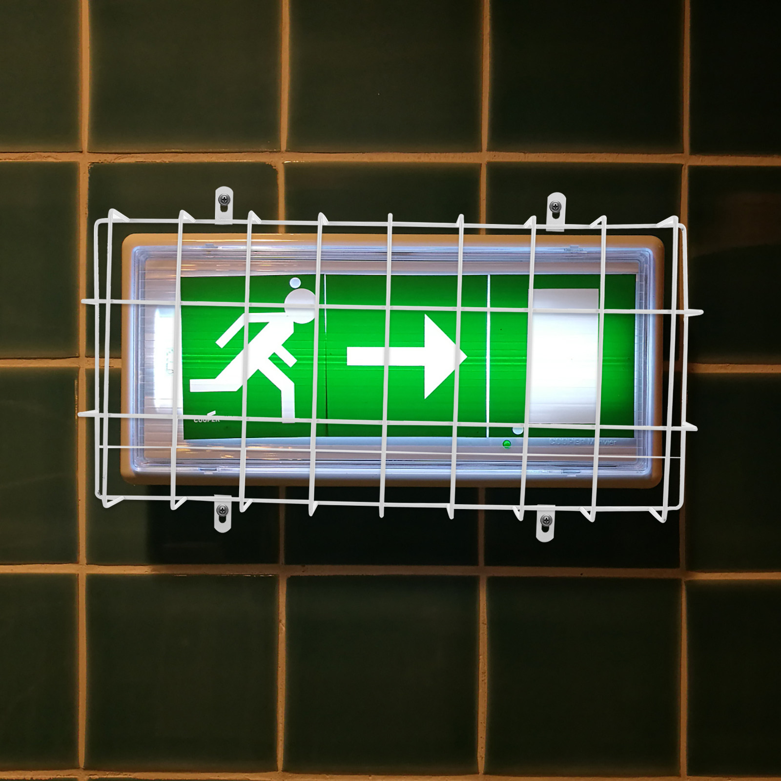 Montowany na ścianie metalowy  – Emergency Exit Sign recenzja i cena